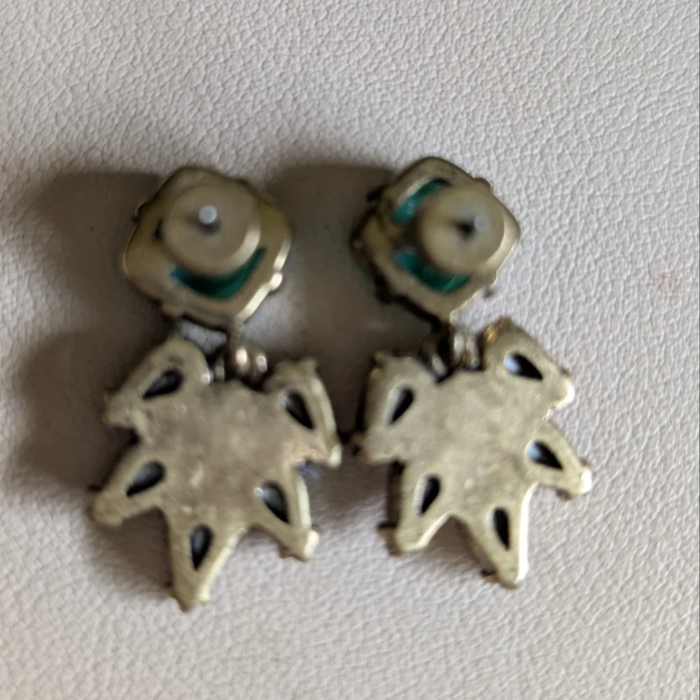 Chloe + Isabel Earrings - Picture 4 of 4